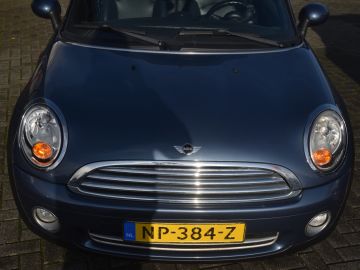 MINI Cooper Cabrio